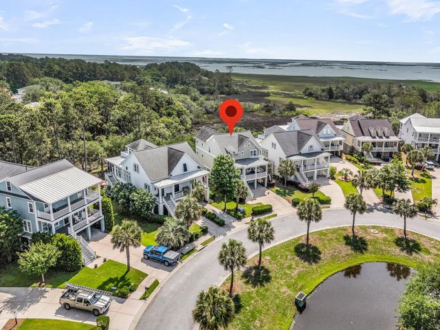 2072 Amenity Park Drive, Mount Pleasant, SC 29466