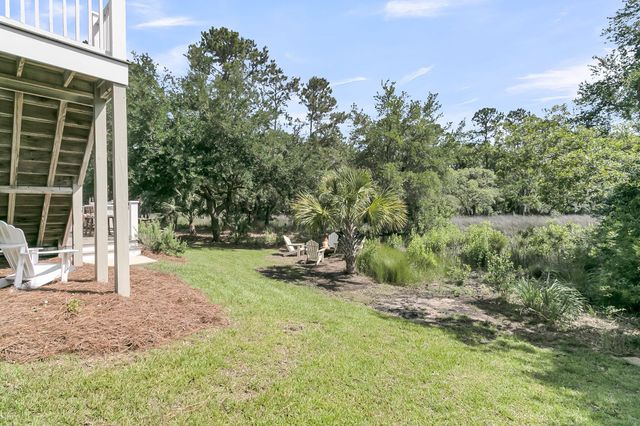 2072 Amenity Park Drive, Mount Pleasant, SC 29466