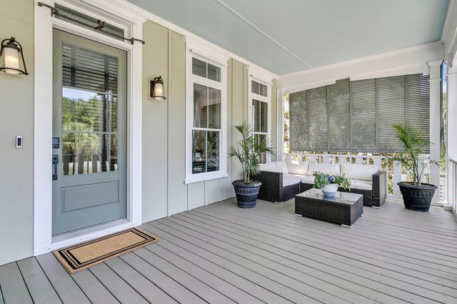 2072 Amenity Park Drive, Mount Pleasant, SC 29466