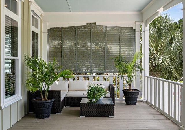 2072 Amenity Park Drive, Mount Pleasant, SC 29466