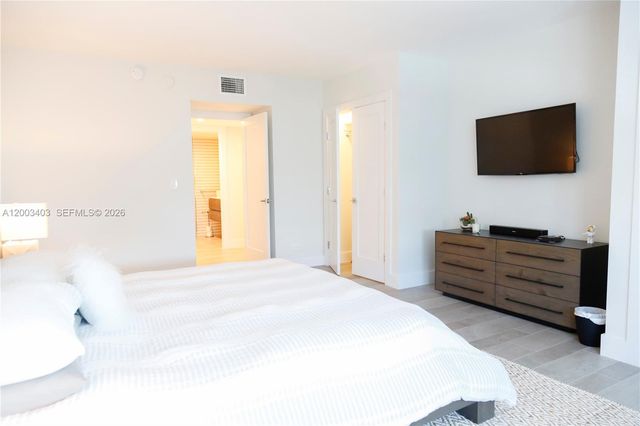 2301 Collins Ave 334, Miami Beach, FL 33139