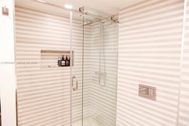 2301 Collins Ave 334, Miami Beach, FL 33139