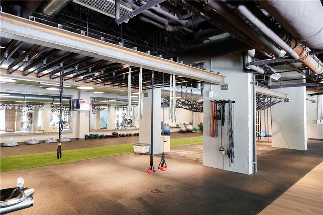 2301 Collins Ave 334, Miami Beach, FL 33139