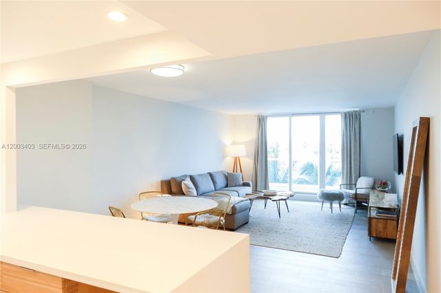 2301 Collins Ave 334, Miami Beach, FL 33139