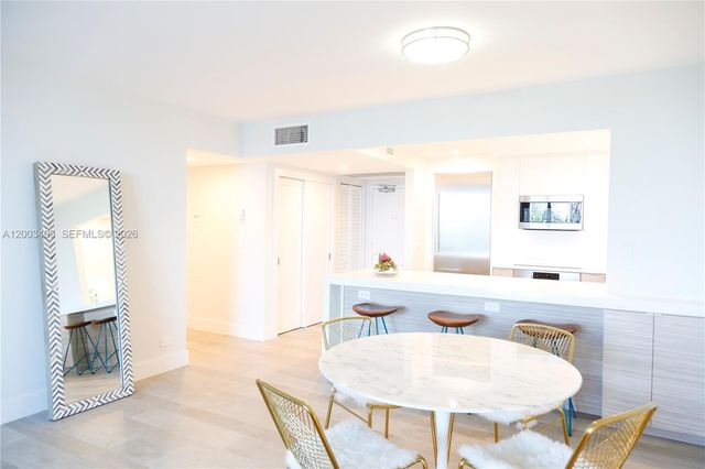 2301 Collins Ave 334, Miami Beach, FL 33139