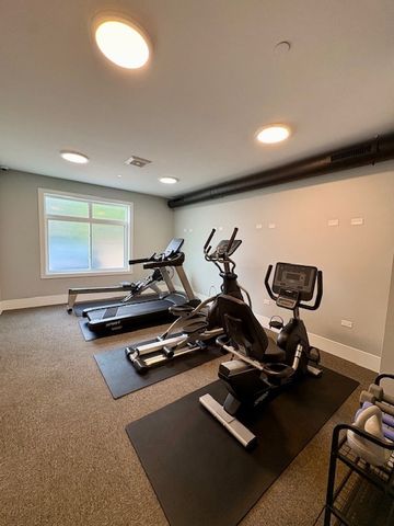6700 W North Avenue 206, Chicago, IL 60707