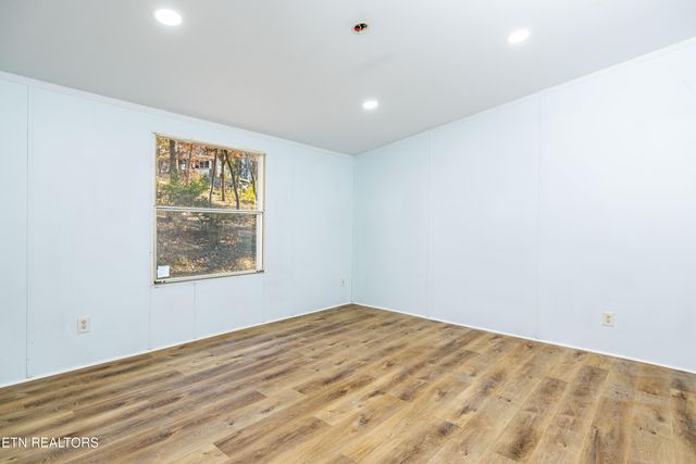 695 County Road 267, Niota, TN 37826