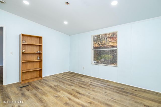 695 County Road 267, Niota, TN 37826