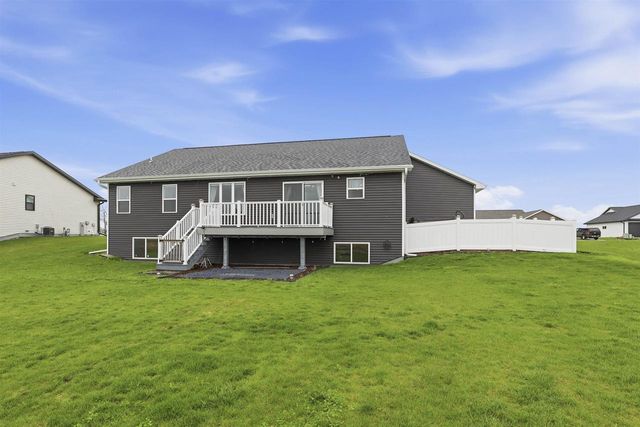 3140 S WEILER ROAD, Kaukauna, WI 54130