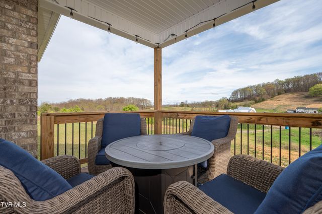 3329 Cottage Green Court, Kingsport, TN 37664