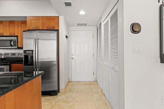 4100 Salzedo St 502, Coral Gables, FL 33146