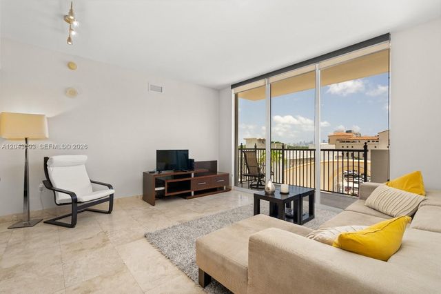 4100 Salzedo St 502, Coral Gables, FL 33146