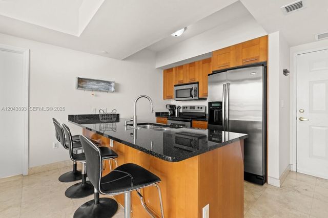 4100 Salzedo St 502, Coral Gables, FL 33146