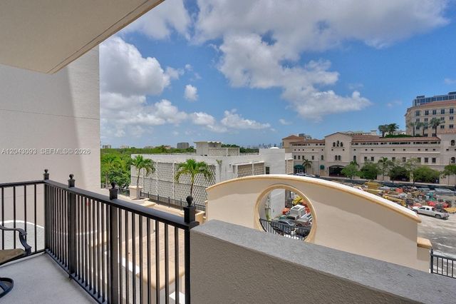 4100 Salzedo St 502, Coral Gables, FL 33146