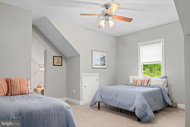 415 HUNTER RD, Oley, PA 19547