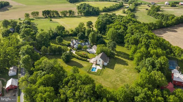415 HUNTER RD, Oley, PA 19547