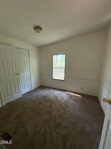 69 Ashley Court, Spring Lake, NC 28390