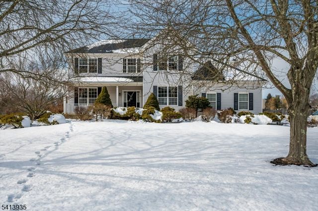 4 Veghte Pl, Franklin Twp., NJ 08823