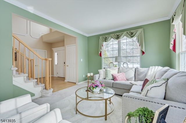 4 Veghte Pl, Franklin Twp., NJ 08823