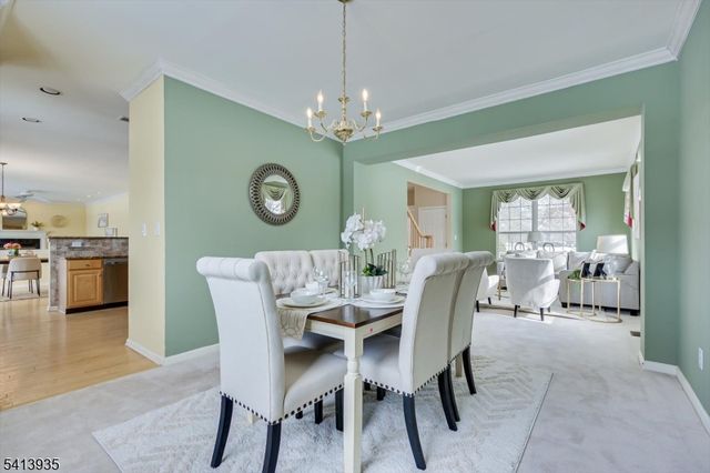 4 Veghte Pl, Franklin Twp., NJ 08823