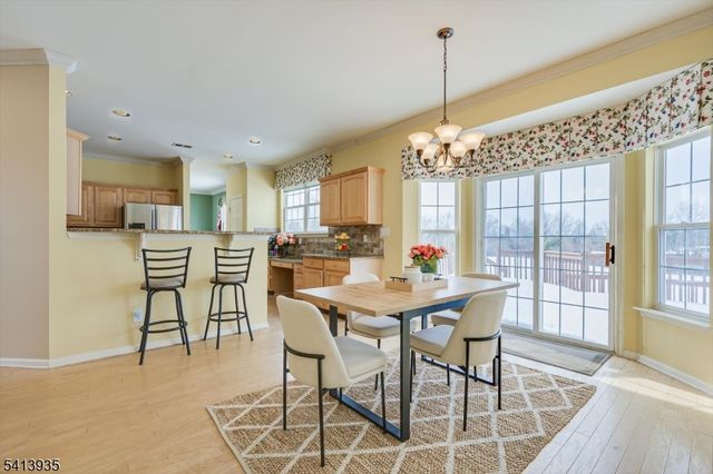 4 Veghte Pl, Franklin Twp., NJ 08823