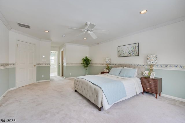 4 Veghte Pl, Franklin Twp., NJ 08823