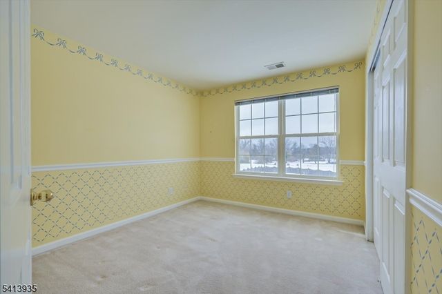 4 Veghte Pl, Franklin Twp., NJ 08823