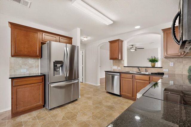 211 Lidell ST, Hutto, TX 78634