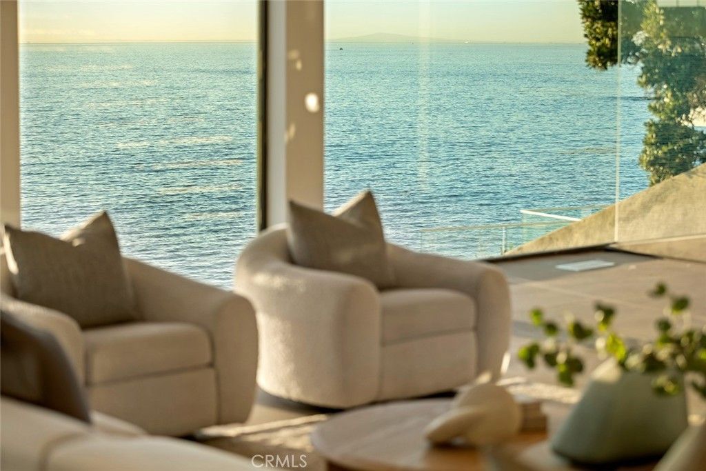 Image 21 of property listing at 2665 Victoria Drive, Laguna Beach, CA 92651