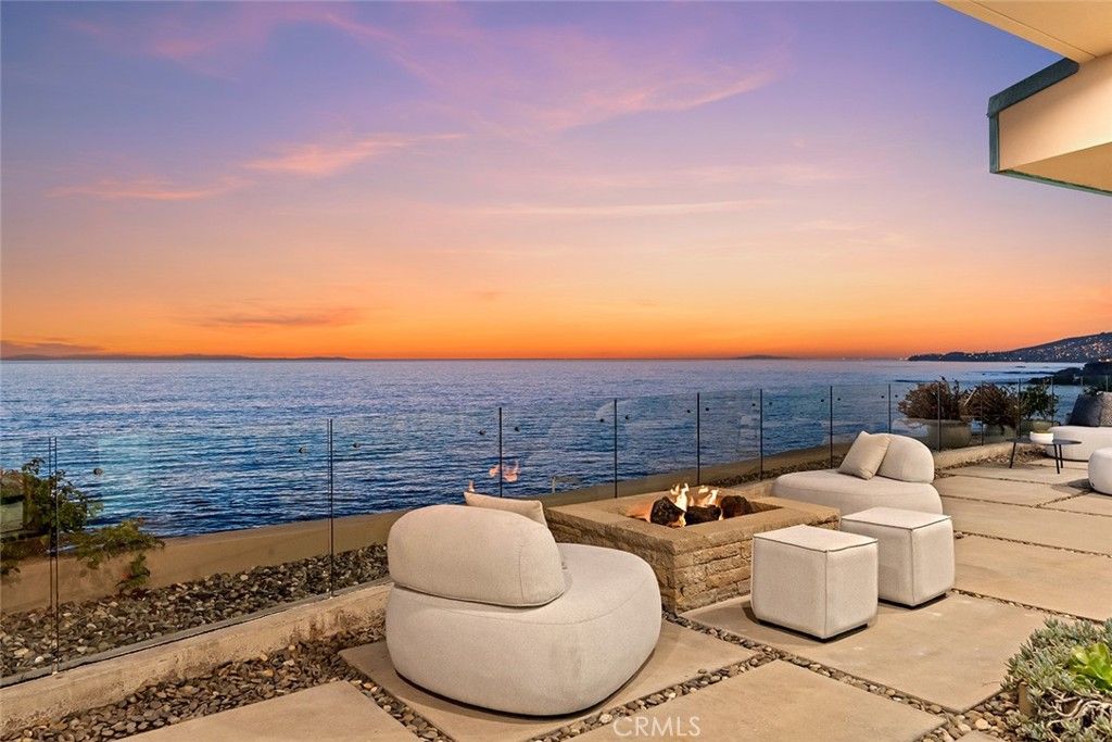 Image 3 of property listing at 2665 Victoria Drive, Laguna Beach, CA 92651
