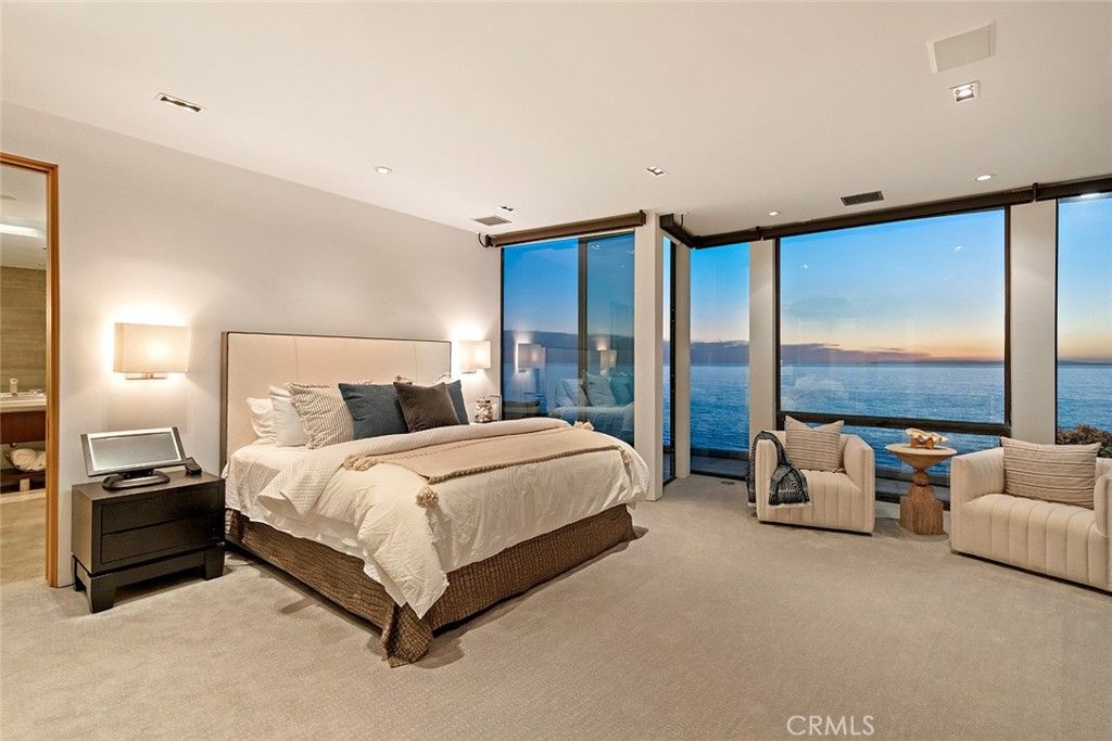 Image 40 of property listing at 2665 Victoria Drive, Laguna Beach, CA 92651
