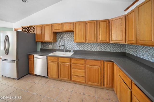 1028 Olla De Oro Lane, Las Cruces, NM 88005