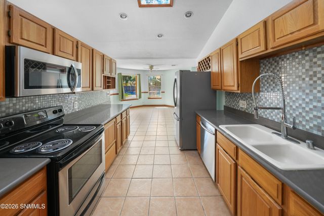 1028 Olla De Oro Lane, Las Cruces, NM 88005