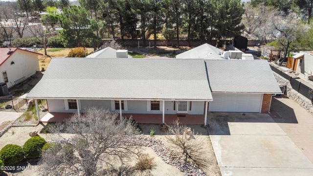 1028 Olla De Oro Lane, Las Cruces, NM 88005