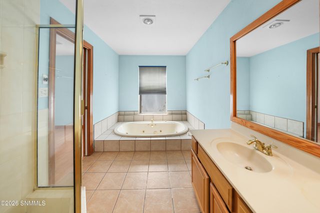 1028 Olla De Oro Lane, Las Cruces, NM 88005