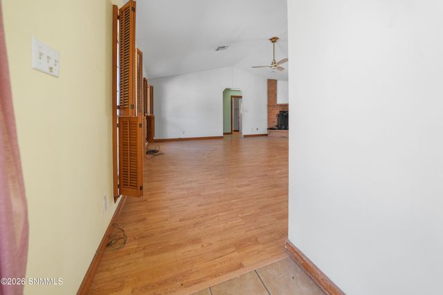 1028 Olla De Oro Lane, Las Cruces, NM 88005