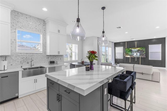 14174 Gray Bark Bnd, Westlake, FL 33470