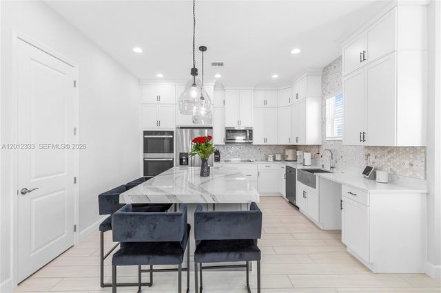 14174 Gray Bark Bnd, Westlake, FL 33470