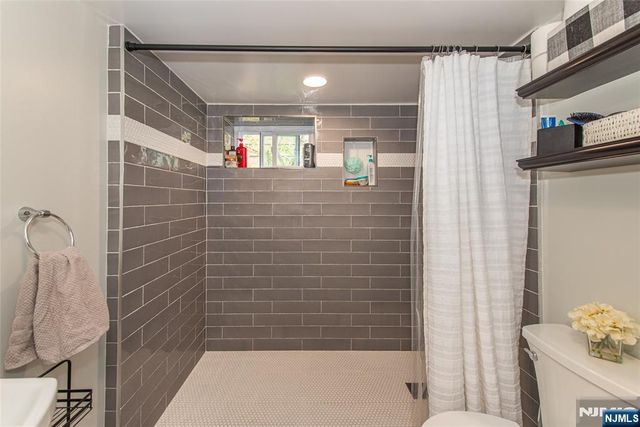 22 Elmwood Road, Verona, NJ 07044