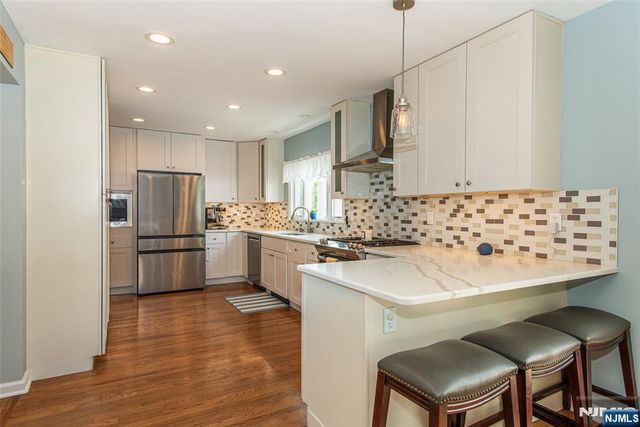 22 Elmwood Road, Verona, NJ 07044