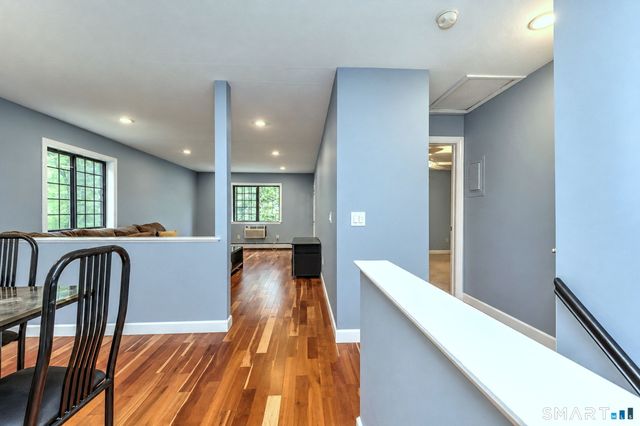 134 Foxwood Close 134, Milford, CT 06461