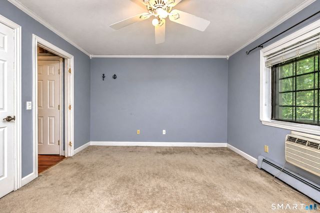 134 Foxwood Close 134, Milford, CT 06461