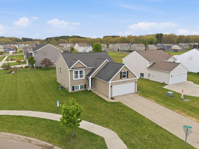59103 Silvergrass Drive, Mattawan, MI 49071