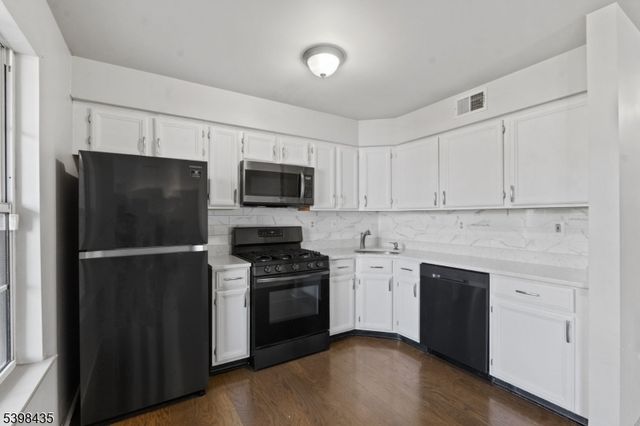 2507 Vroom Dr, Bridgewater Twp., NJ 08807