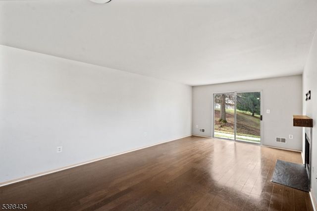 2507 Vroom Dr, Bridgewater Twp., NJ 08807