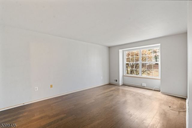 2507 Vroom Dr, Bridgewater Twp., NJ 08807