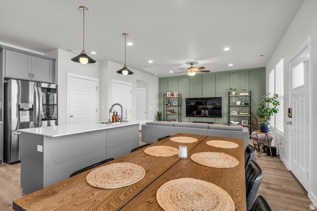 5943 W LAKE AVE, South Jordan, UT 84009