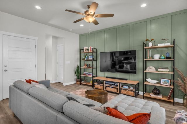 5943 W LAKE AVE, South Jordan, UT 84009