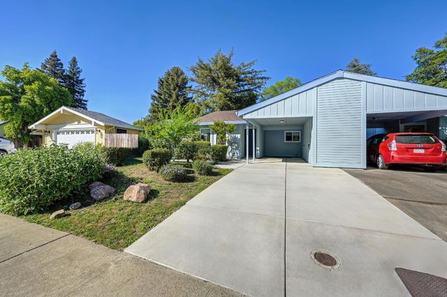 3211 Chesapeake Bay Ave, Davis, CA 95616