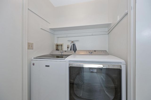 3211 Chesapeake Bay Ave, Davis, CA 95616